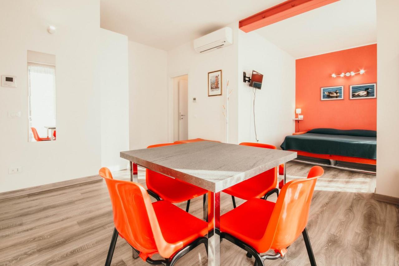 Al 13 Rosso - Lakeside Leisure & Business Stresa Exteriér fotografie