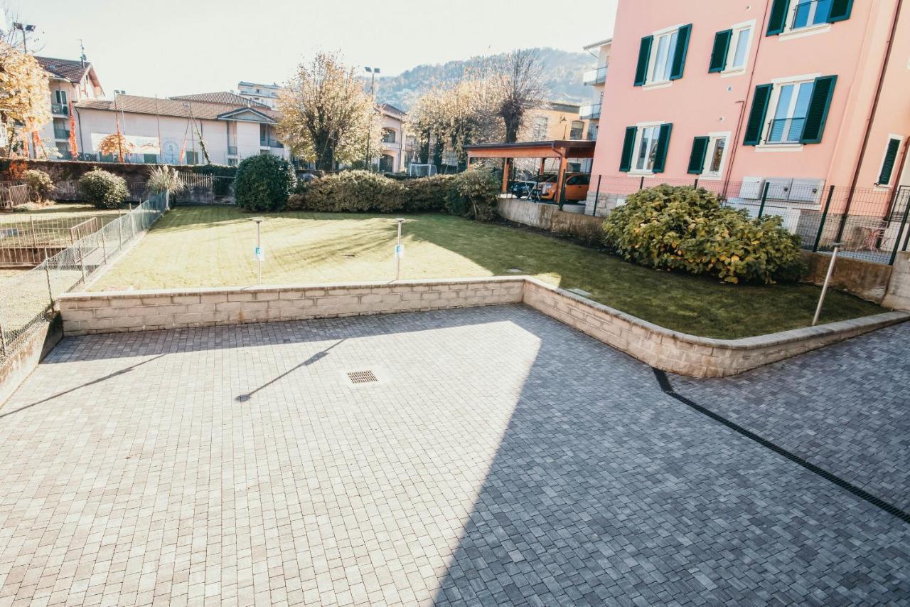 Al 13 Rosso - Lakeside Leisure & Business Stresa Exteriér fotografie